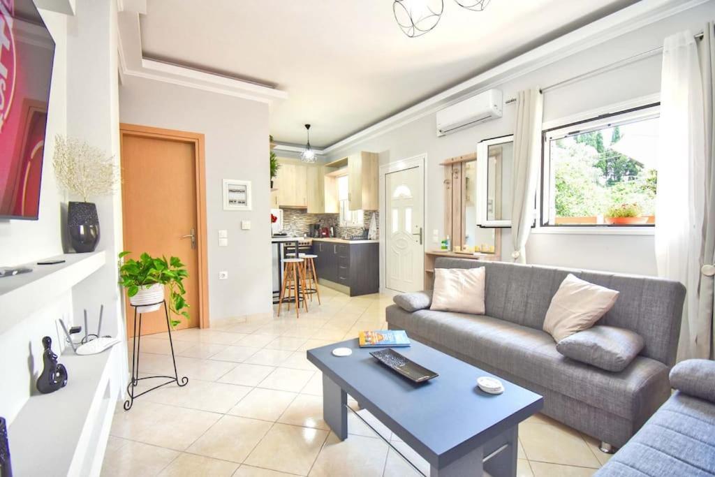 Kosmas Family House Appartement Kanálion Buitenkant foto
